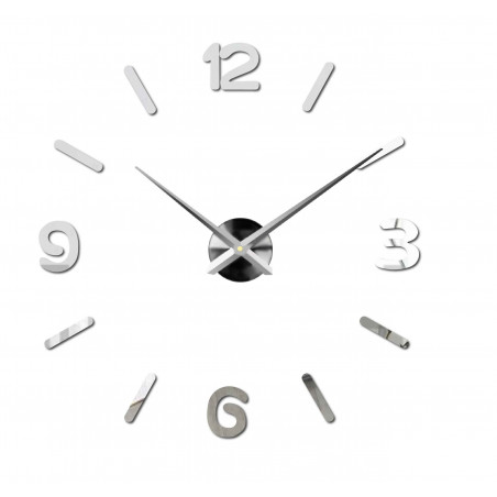 Stylish clock made of plexiglass, quiet and easy to install in any room. Stylish clock made of plexiglass, quiet and easy to install in any room.