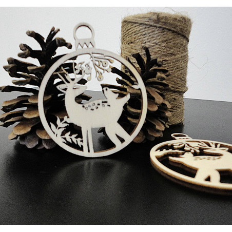 Deer Christmas decoration made of wood, size: 79x90 mm PR0009