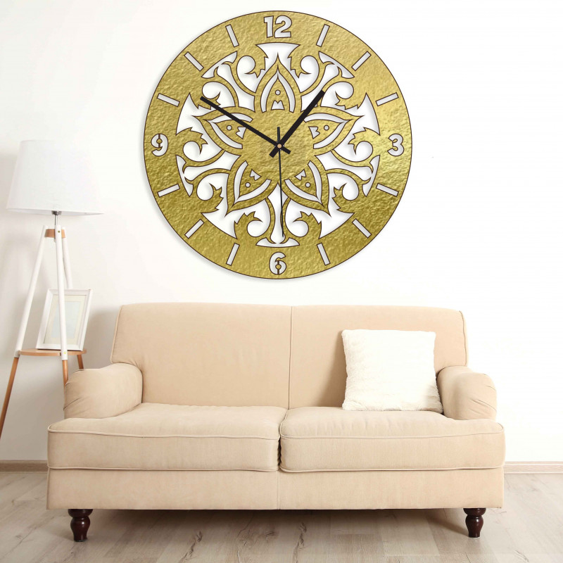 Wooden wall clock with mandala motif and silent quartz movement
