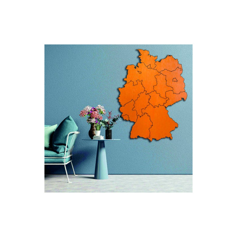 Wooden wall map of Germany - 16 pieces | DOUU