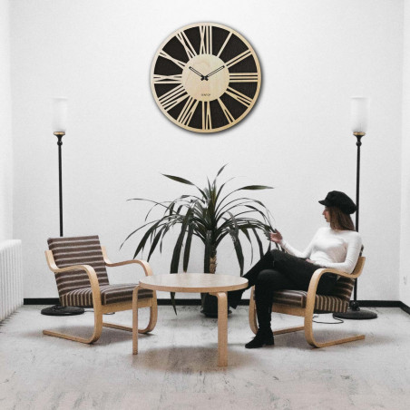 Wooden wall clock with Roman numerals - SONTA