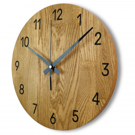 Elegant clock made of high-quality oak wood Elegant clock made of high-quality oak wood