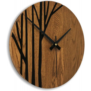Elegant wooden clock with natural wood grain and contrasting pattern. 2