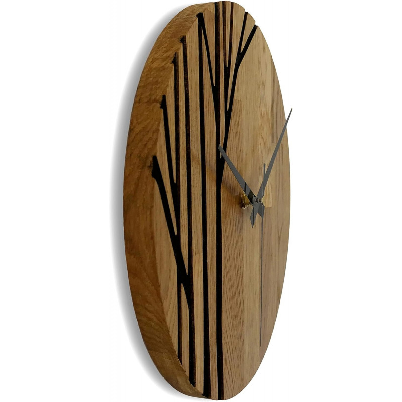 Simple and elegant wooden clock suitable for the kitchen or office.