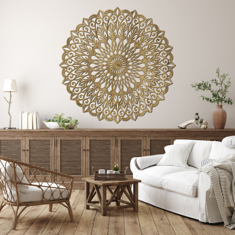 Wooden mandala on the wall - the perfect image for harmony in space