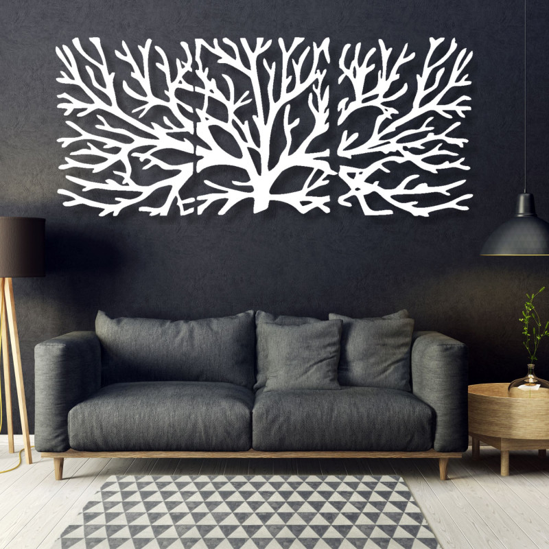 Luxurious wooden wall painting as a dominant element of the living room