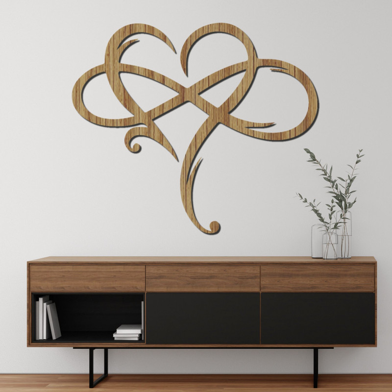 Wooden wall picture with heart motif