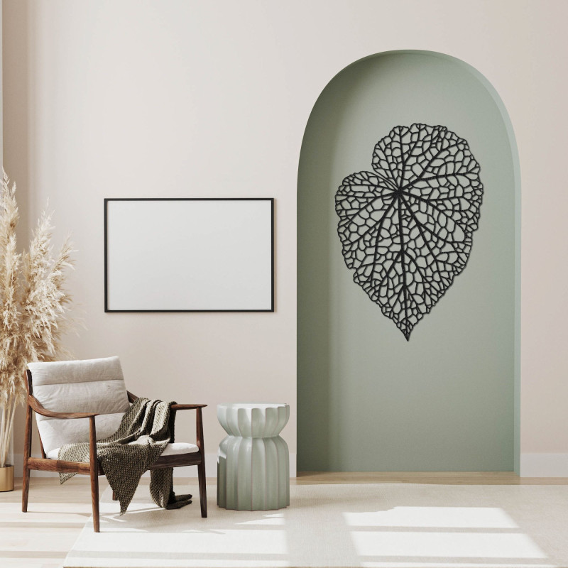 Minimalist wooden painting with leaf detail