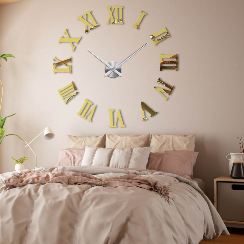 Elegant Roman clock that will make any interior special