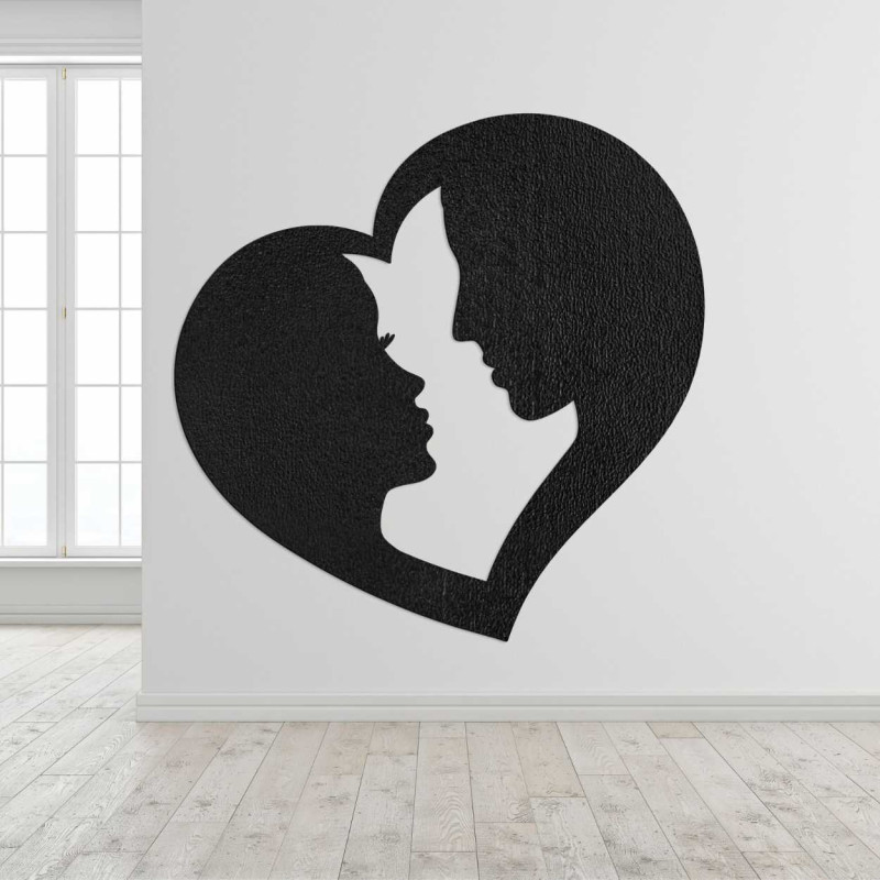 Decoration depicting the silhouette of a man and a woman in profile enclosed in one heart.