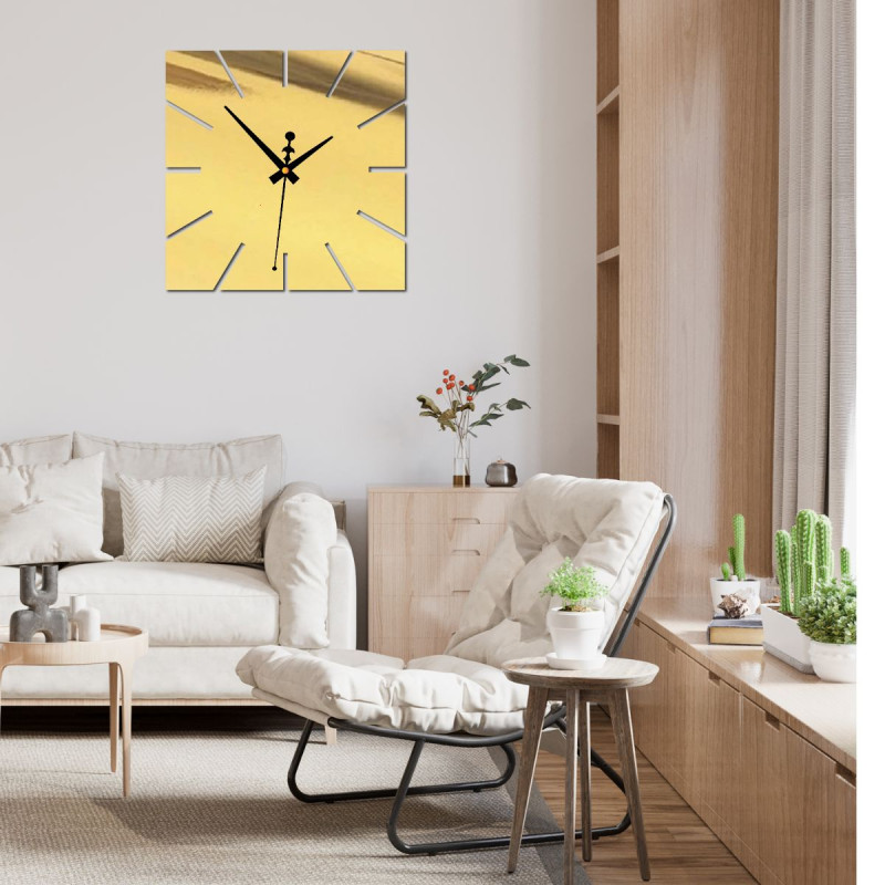 Stylish wall clock