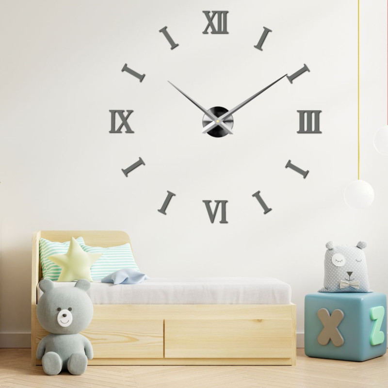 A creative wall clock that you assemble yourself - the size and layout are up to you.