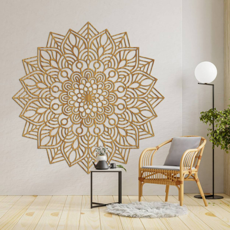 Decoration inspired by natural and geometric shapes in a harmonious composition.