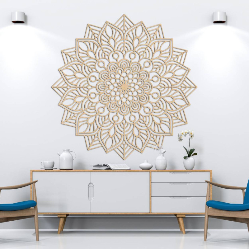 Decoration inspired by natural and geometric shapes in a harmonious composition.