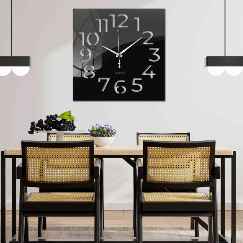 Elegant plexiglass clock - modern design and precision on the wall