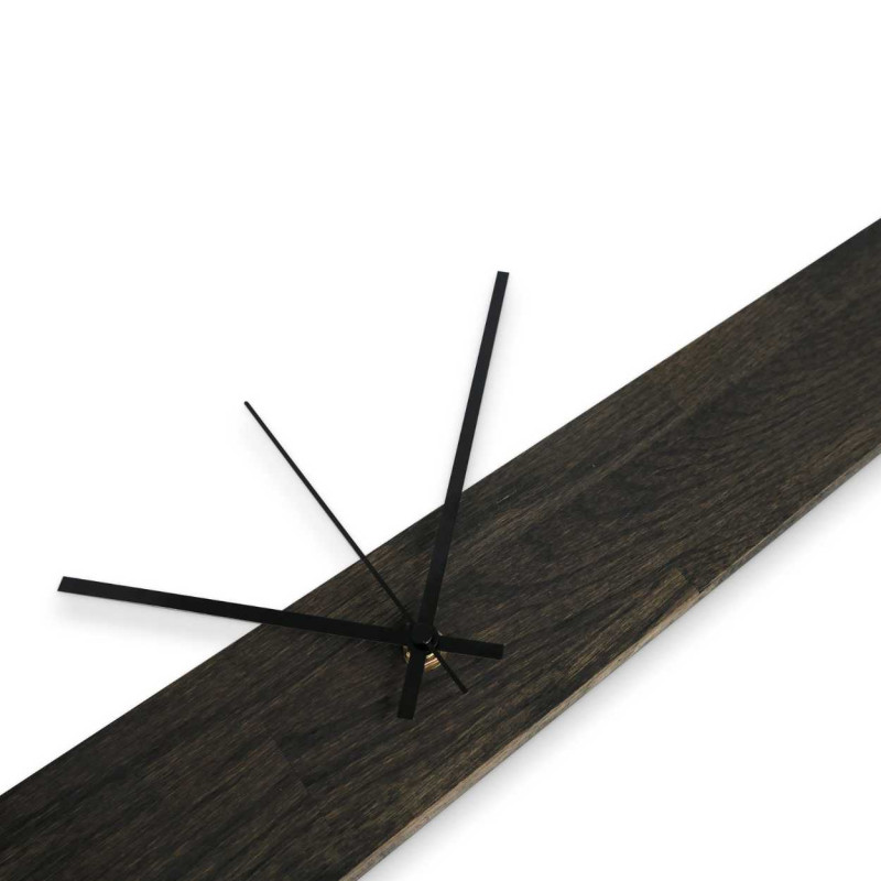 Wooden clock with a vertical shape and a modern look