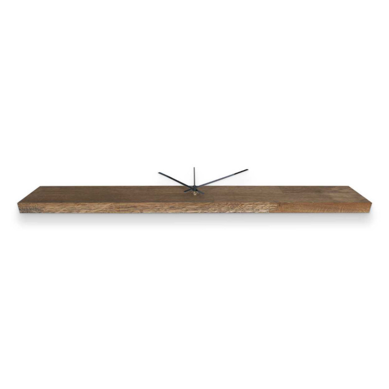 Wooden clock with a vertical shape and a modern look