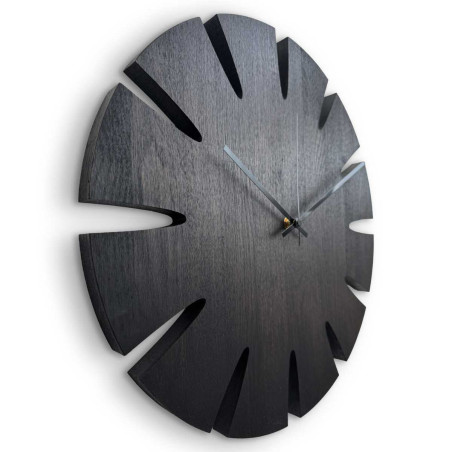 Inexpensive but elegant wooden wall clock suitable for the living room or office. Inexpensive but elegant wooden wall clock suitable for the living room or office.