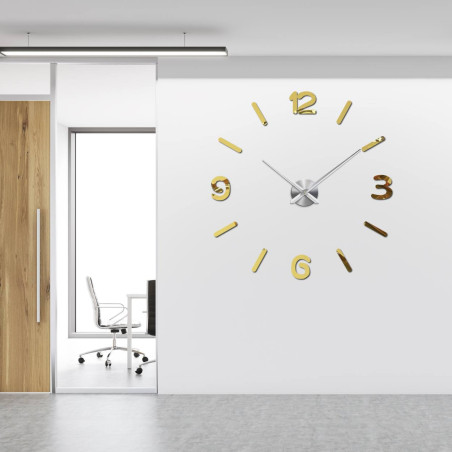 Stylish clock made of plexiglass, quiet and easy to install in any room. Stylish clock made of plexiglass, quiet and easy to install in any room.