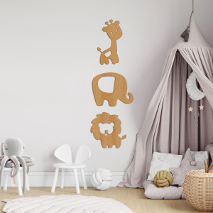 Safari motif made of wood - original interior decoration