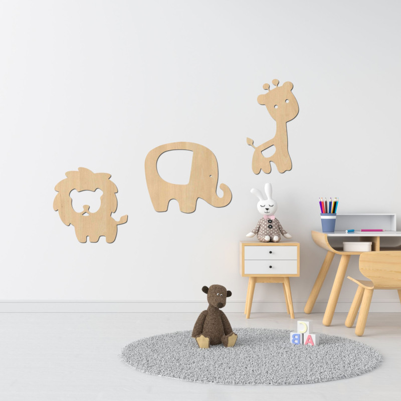 Safari motif made of wood - original interior decoration