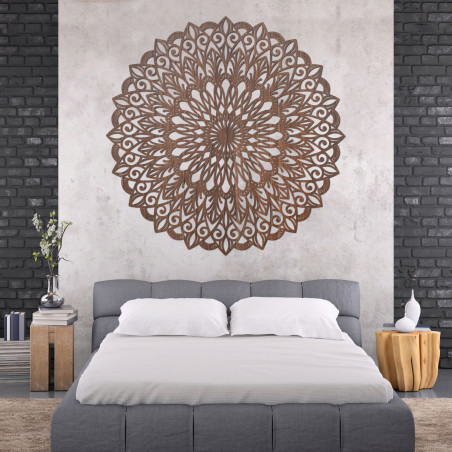 Wooden mandala on the wall - the perfect image for harmony in space