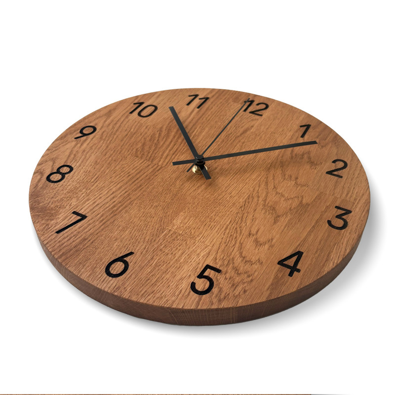 Luxurious wall clock made of oak wood - VAERKA