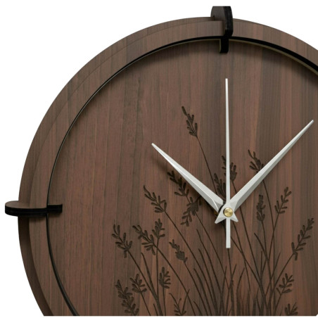 Wall clock for a minimalist and sophisticated style