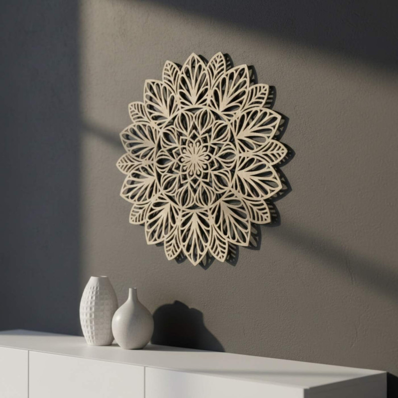 A wall decoration with a floral motif that will soften the space and create a pleasant atmosphere.