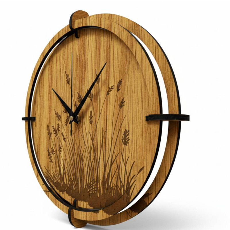 Silent wall clock with a subtle nature motif