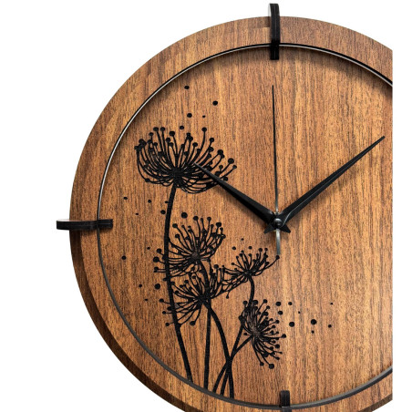 Luxury wenge clock: The perfect contrast for your wall.