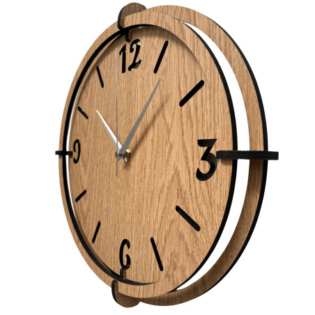 Modern 3D Oak clock - quiet operation, industrial style and timeless elegance