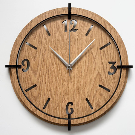 Modern 3D Oak clock - quiet operation, industrial style and timeless elegance