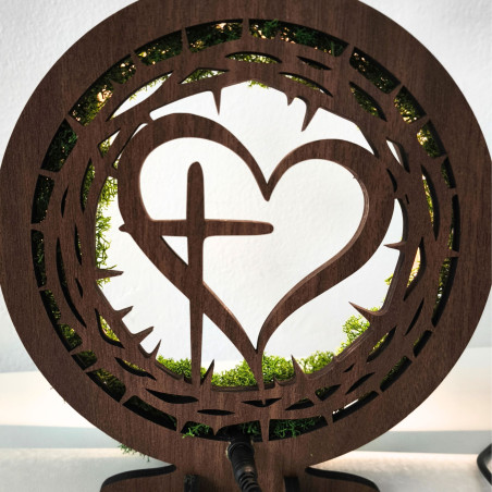 Looking for a unique gift? An LED lamp with moss and a Christian symbol is the perfect choice.