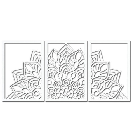 Liven up your walls with a three-piece mandala and a clock made of HDF. Elegance in every detail.