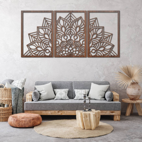 Modern black mandala and wooden clock: Stylish harmony for your home.