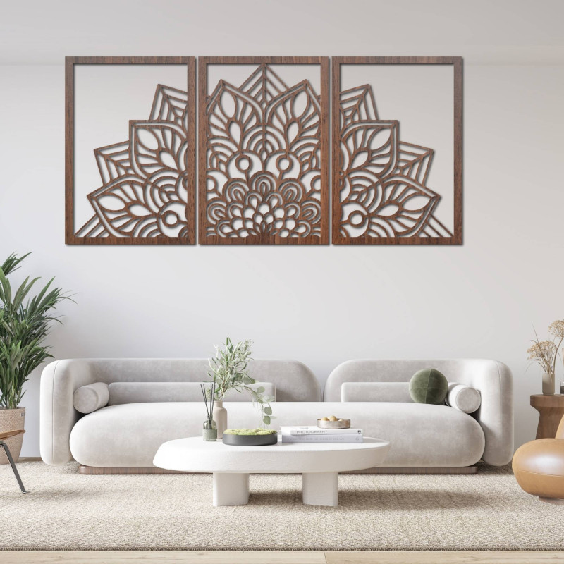Liven up your walls with a three-piece mandala and a clock made of HDF. Elegance in every detail.