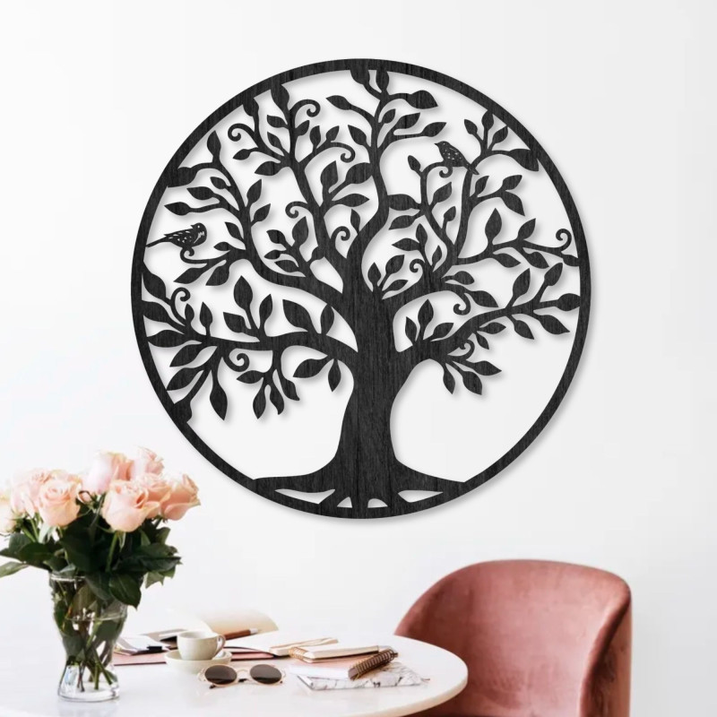 A wooden wall decoration in the form of a majestic tree of life adds a touch of natural beauty to the interior.