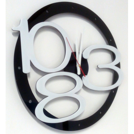 Modern wall clock made of plastic. Own production, X-momo