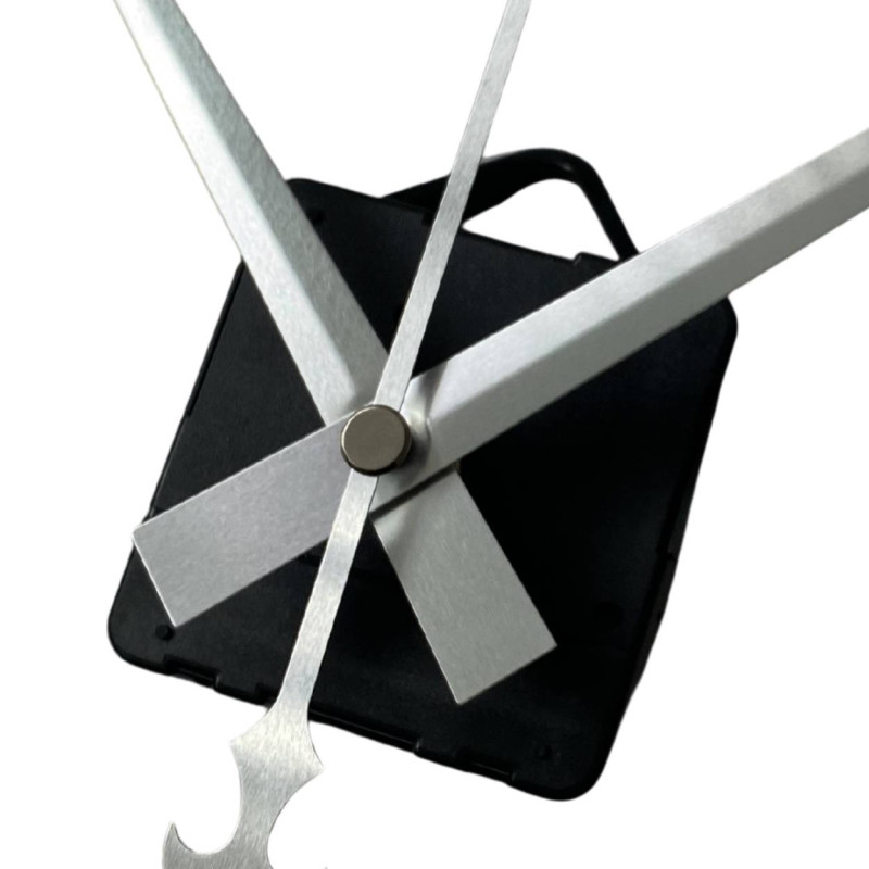 Silver anchor clock hands for a clean, technical and professional look.