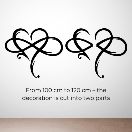 Wooden wall painting with a heart motif