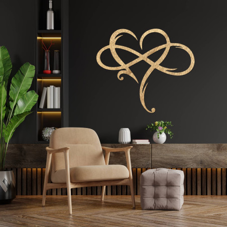 Wooden wall painting with a heart motif