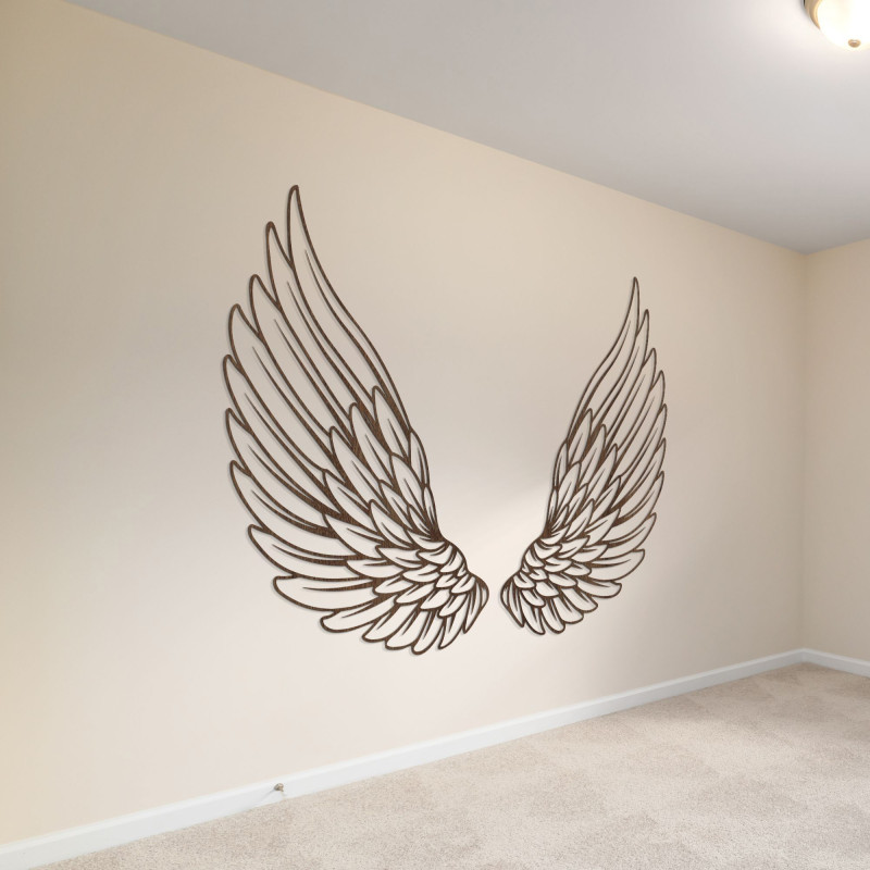 This wooden wall decoration in the shape of angel wings is a symbol of freedom, protection and lightness.