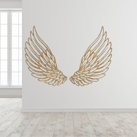 This wooden wall decoration in the shape of angel wings is a symbol of freedom, protection and lightness.