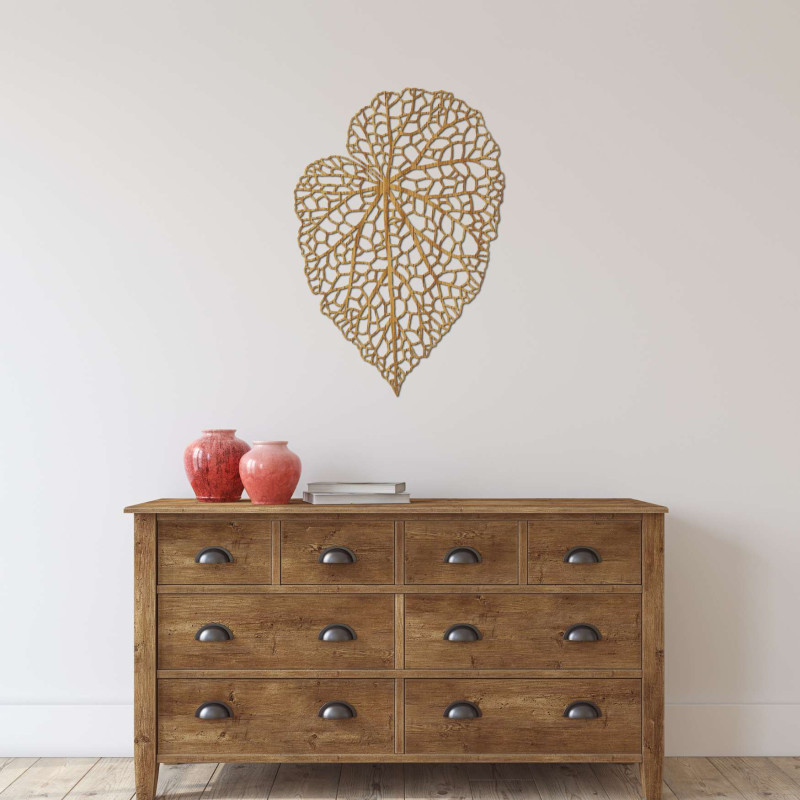 Modern wood painting with a delicate leaf structure