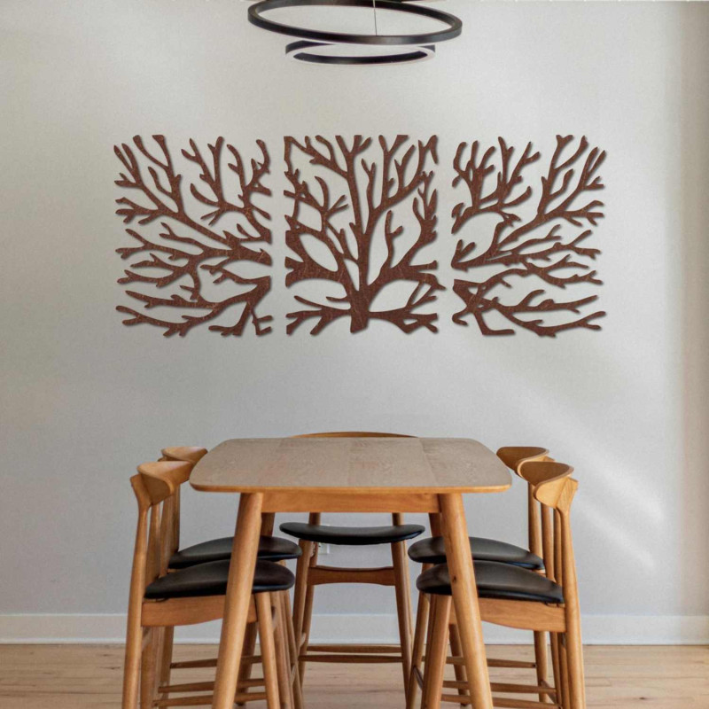 Precisely carved wooden decoration bringing harmony to the home