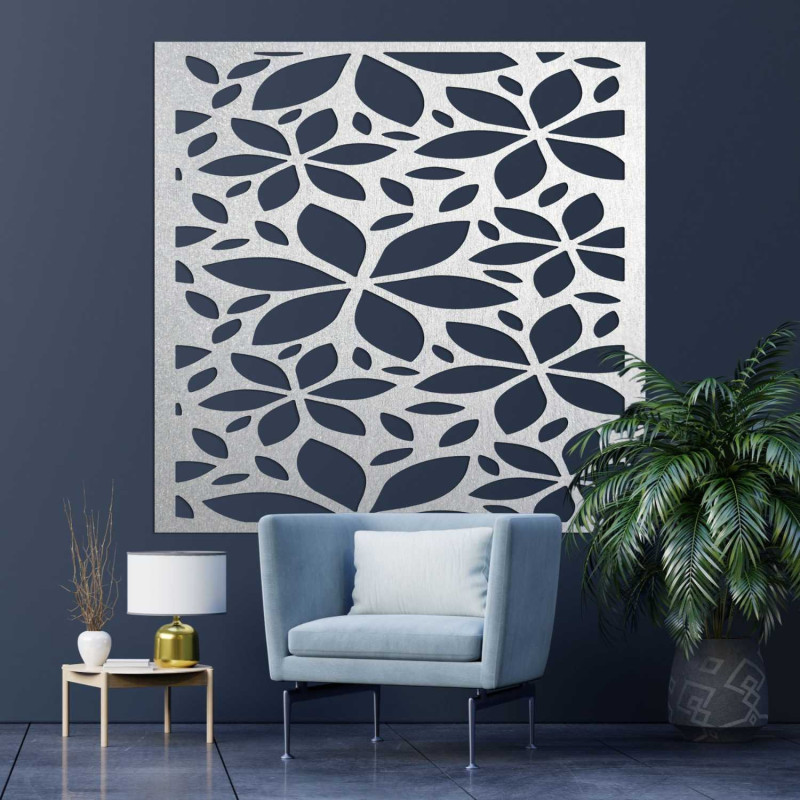 Wooden wall decoration with an abstract motif of flowers and leaves