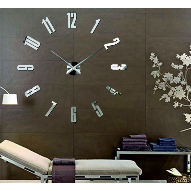 Designer wall clock in black mirror finish