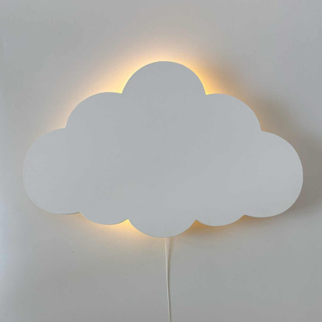 Children's LED lamp in the shape of a cloud creates pleasant night lighting and a peaceful atmosphere