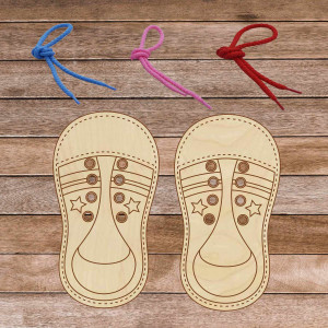 Wooden Montessori lace-up shoe for children - an educational tool for developing fine motor skills. 2